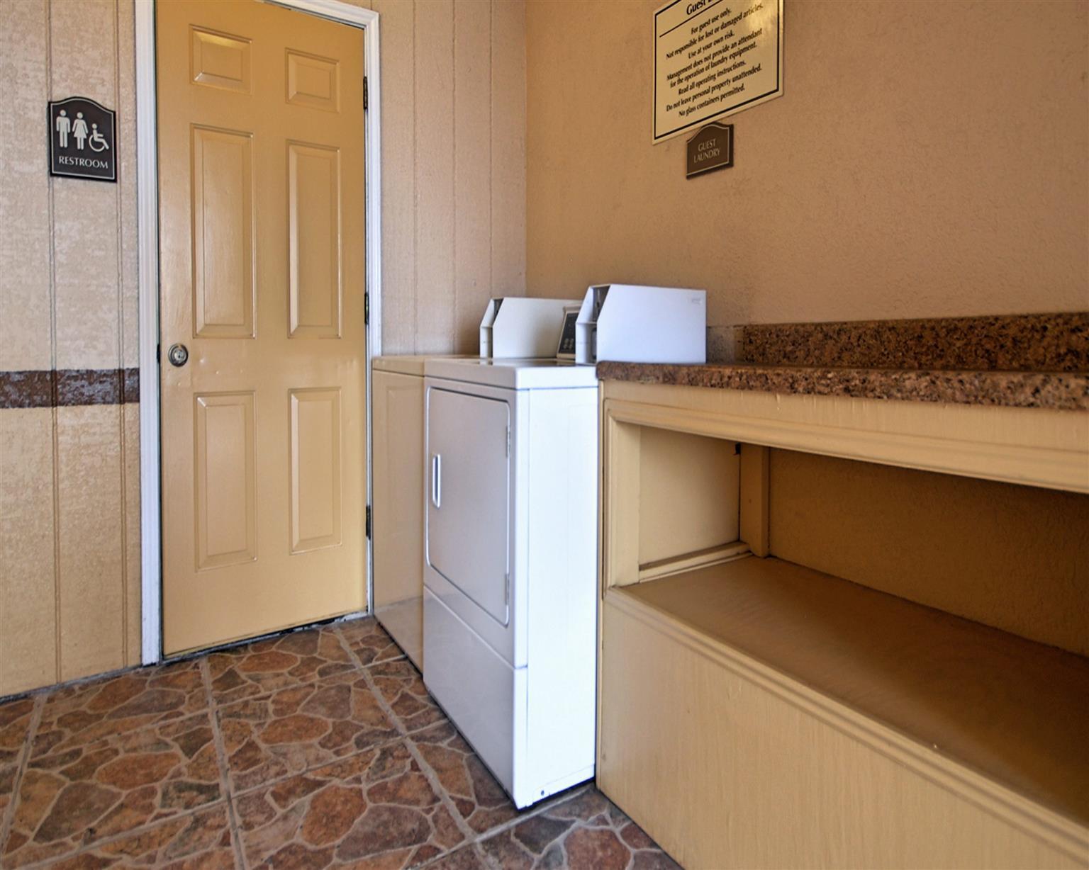 Americas Best Value Inn Кінґсвілл Екстер'єр фото