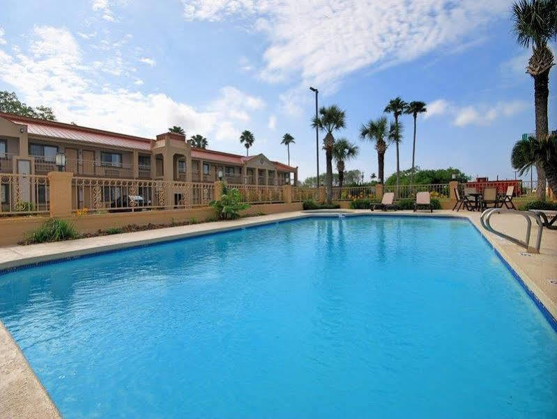 Americas Best Value Inn Кінґсвілл Екстер'єр фото